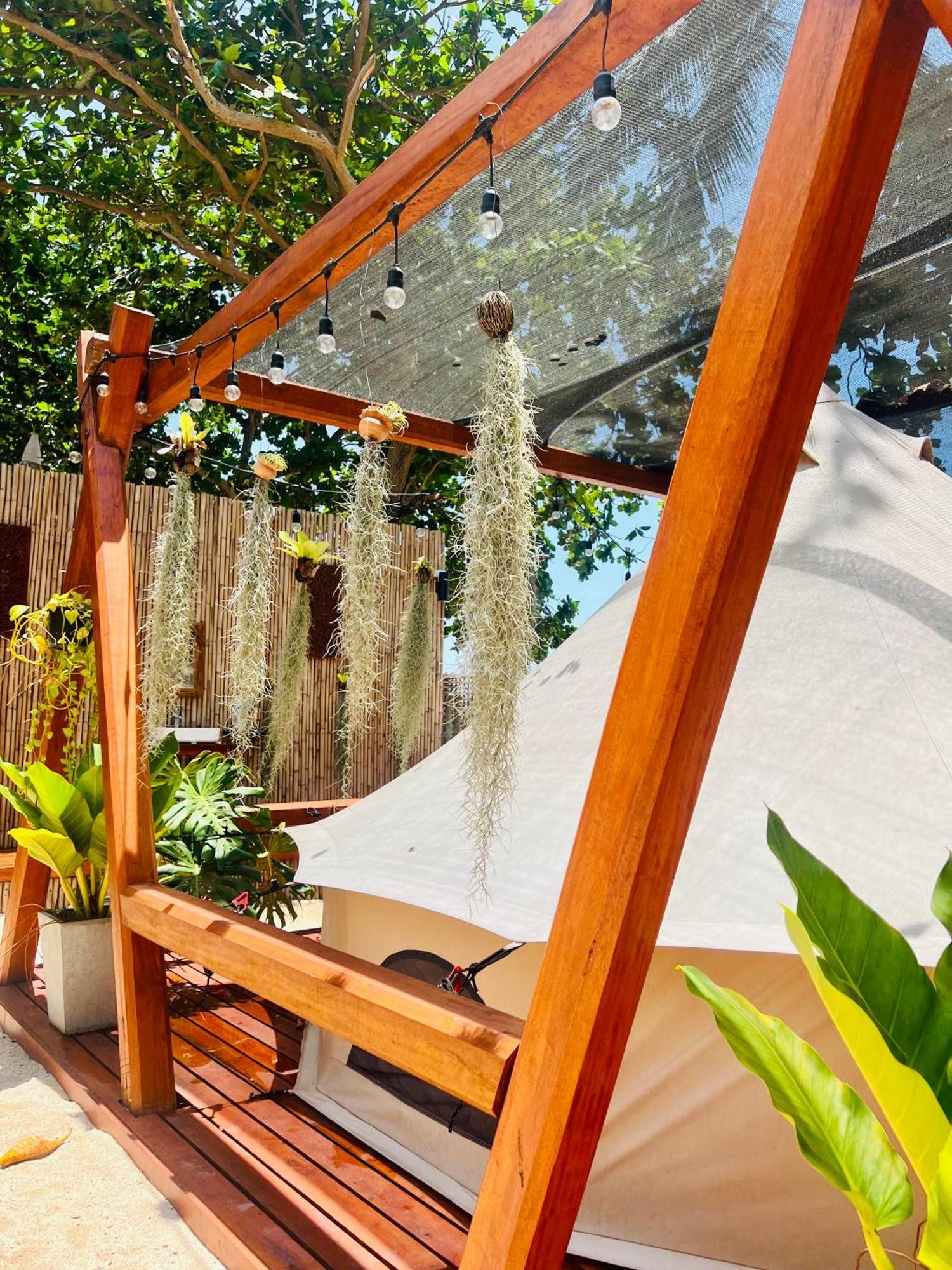 Natures Edge Beachfront Luxury Glamping Ко Тао Екстериор снимка